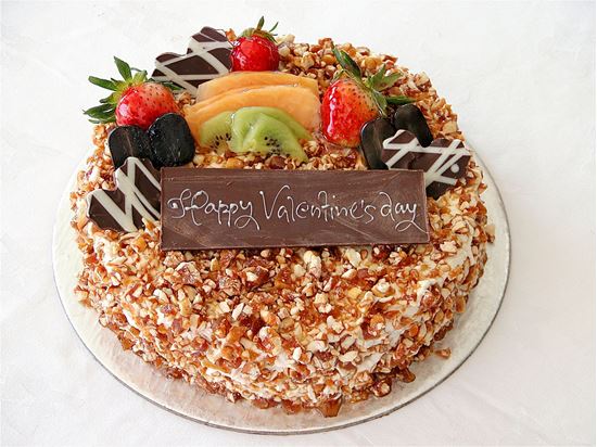 Romantic Lovers Nougatine Cake